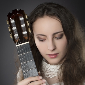 Dominika - Prof de guitare - Paris