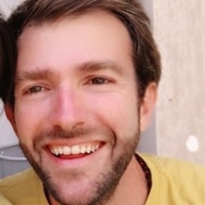 Samuel - Prof de yoga - Caen