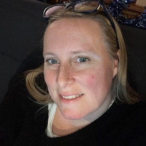 Julie - Prof de maths - Andrésy