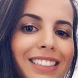 Hanane - Prof d'aide aux devoirs - Vert-le-Grand