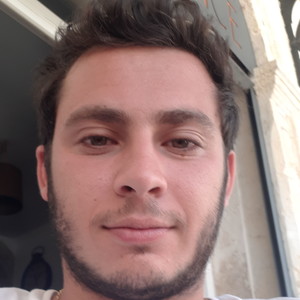 Enzo - Prof de français - Marsillargues