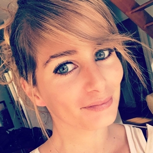 Chloé - Prof de grammaire - Le Taillan-Médoc
