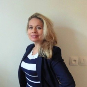 Béatrice - Prof d'économie - Épinay-sur-Orge