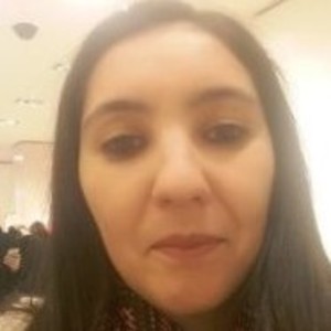 LAILA - Prof d'économie - Piolenc