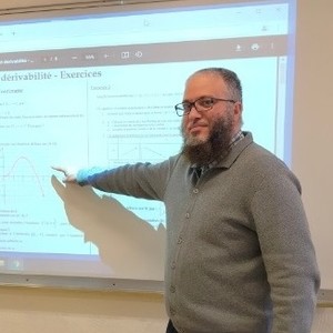 Abdelkader - Prof de maths - Élancourt