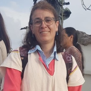 Angela - Prof de biologie - Bogotá