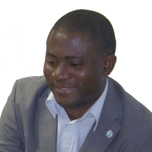 Kimani - Prof d'espagnol - Bert