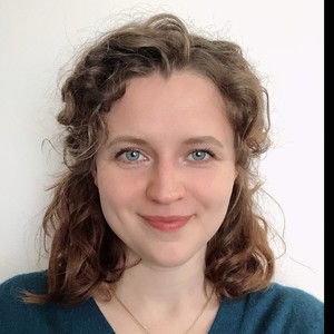 Olga - Prof de russe - Igny