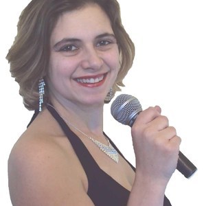 Céline - Prof de piano - Bassens