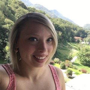 Laura - Prof de français - La Louvière