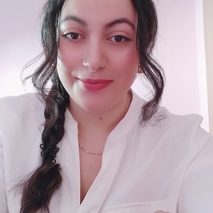 Zahra - Prof de fle - français langue étrangère - Pioz
