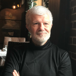 Roger - Prof de management et gestion d'entreprise - Saint-Gilles