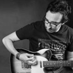 Karim - Prof de guitare - Rueil-Malmaison