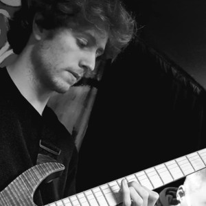 Simon - Prof de guitare électrique - Palaiseau