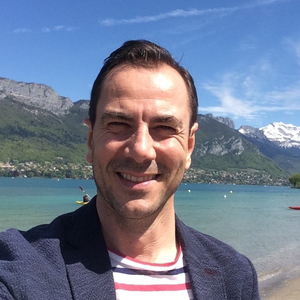 DAVID - Prof de yoga - Annecy
