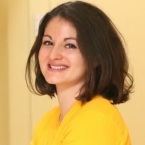 Emilie - Prof de yoga - Saint-Cyr-l'École