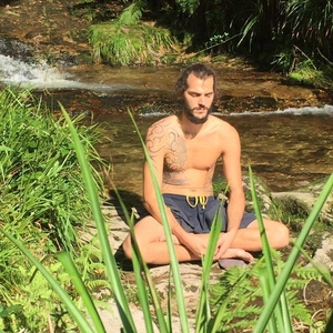 Basile - Prof de yoga - Mérignac