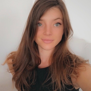 Ludivine - Prof d'économie - Paris