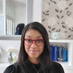 Nadine - Prof de fle - français langue étrangère - Rishton