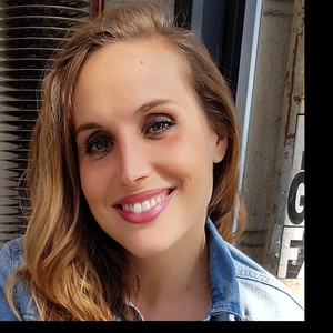 Lou - Prof de français - Paris