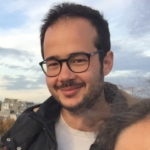 Victor - Prof d'histoire - Paris