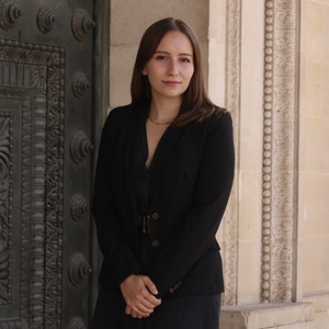Mathilde - Prof de droit civil - Paris