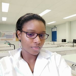 Annie - Prof de maths - Fontenay-le-Vicomte