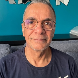 Hocine - Prof de maths - Noisy-le-Grand