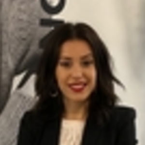 Nina - Prof de préparation bac scientifique - Paris