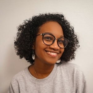 Chloé - Prof de maths - Le Lamentin