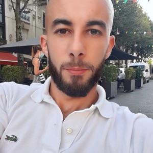Lasloudji - Prof de maths - Reims