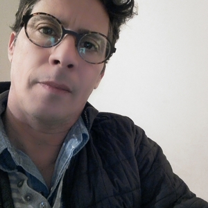 Frederic - Prof de philosophie - Paris