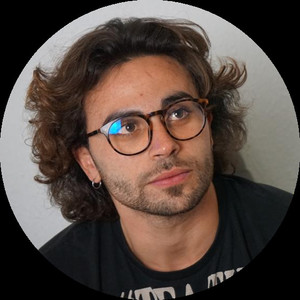 Carlos - Prof d'histoire - 