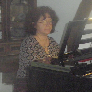 Nelly - Prof de piano - Lux