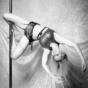 Florina - Prof de pole dance - La Seyne-sur-Mer