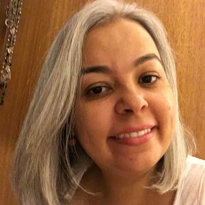 Luciana - Prof de portugais brésilien - 
