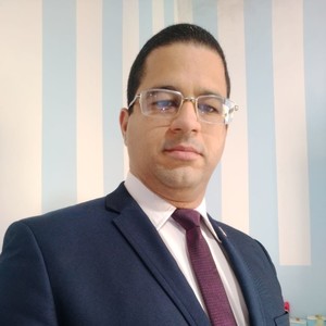 Vitor Luiz - Prof de marketing - 