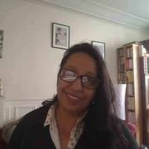 Laila - Prof d'économie - Paris