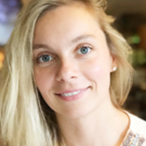 Anna - Prof de russe - Angers