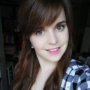 Laura - Prof d'économie - Strasbourg