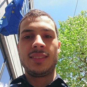 Sa - Prof de maths - Paris