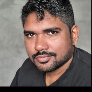 Ashley - Prof de maths - London