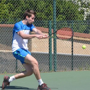 Julien - Prof de tennis - Culoz