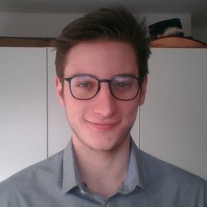 Eliott - Prof d'anglais - Arras