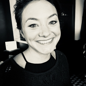 Anne-Laure - Prof de yoga - Saint-Lunaire