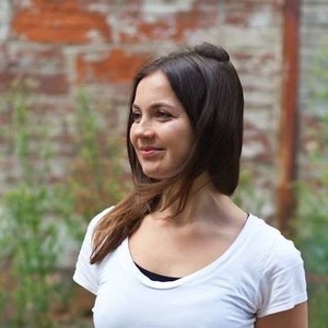 Amélie - Prof de yoga - Paris
