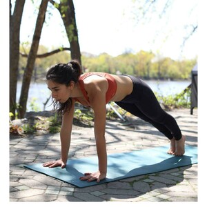 Joelle - Prof de yoga - Montreal