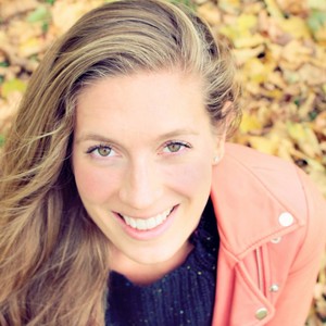 Elise - Prof de yoga - La Rochelle