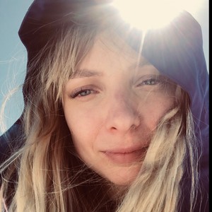 Gwenaelle - Prof de yoga - London