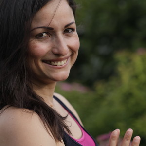 Kenia - Prof de yoga - Fuengirola